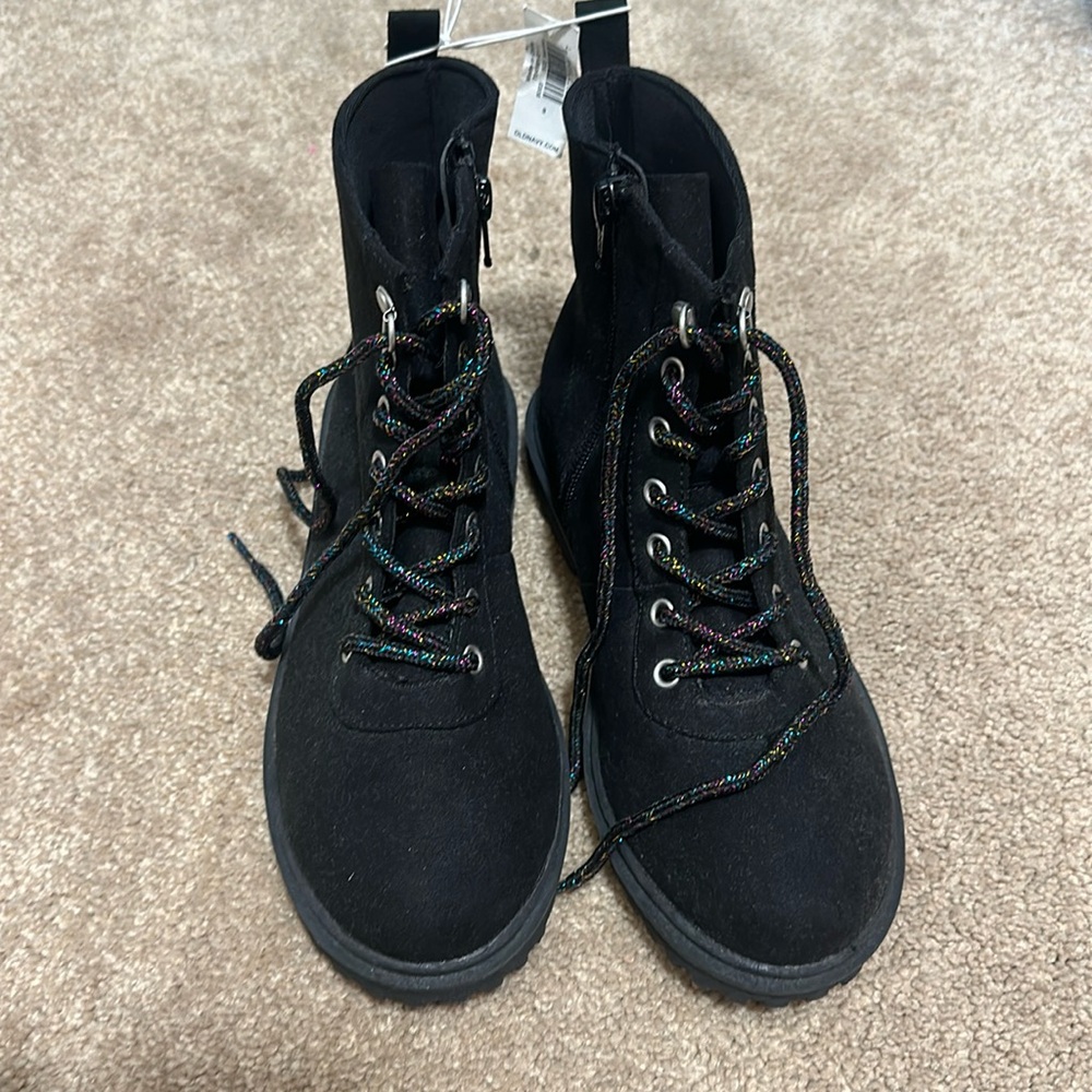 Girls old navy boots NWT size 3